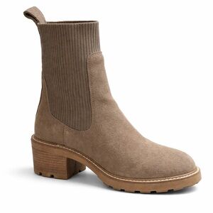 Steve Madden Taupe Suede Heeled Boots